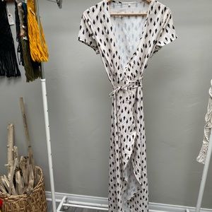 White and black diamond print maxi wrap dress